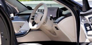 Luksusowe, nowoczesne wnętrze sedana Geely Emgrand z eleganckimi detalami